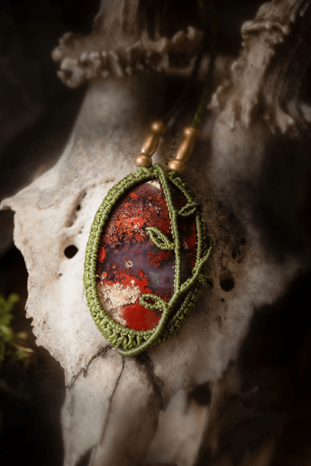 Prava - Collier avec Agate mousse