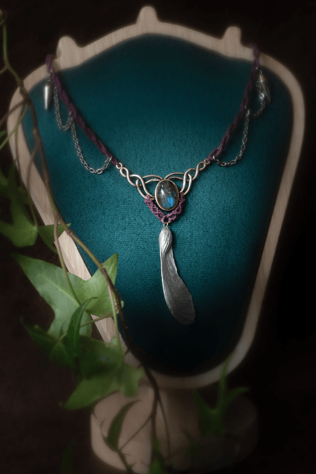 Circë - Talisman labradorite et samare 