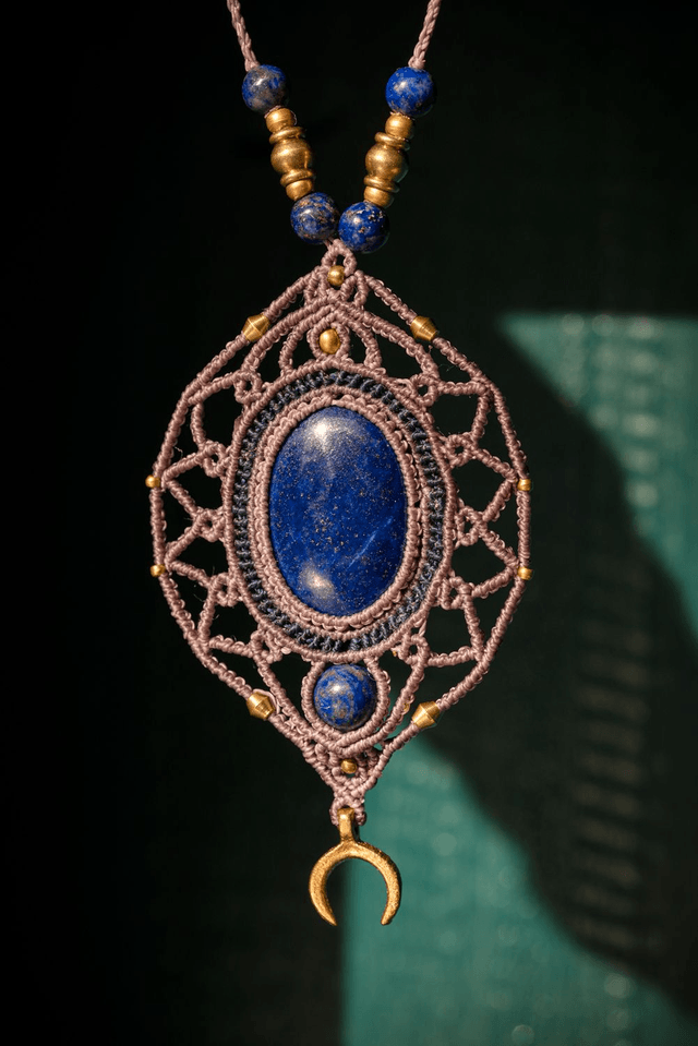 Nephthys - Collier Lapis lazuli