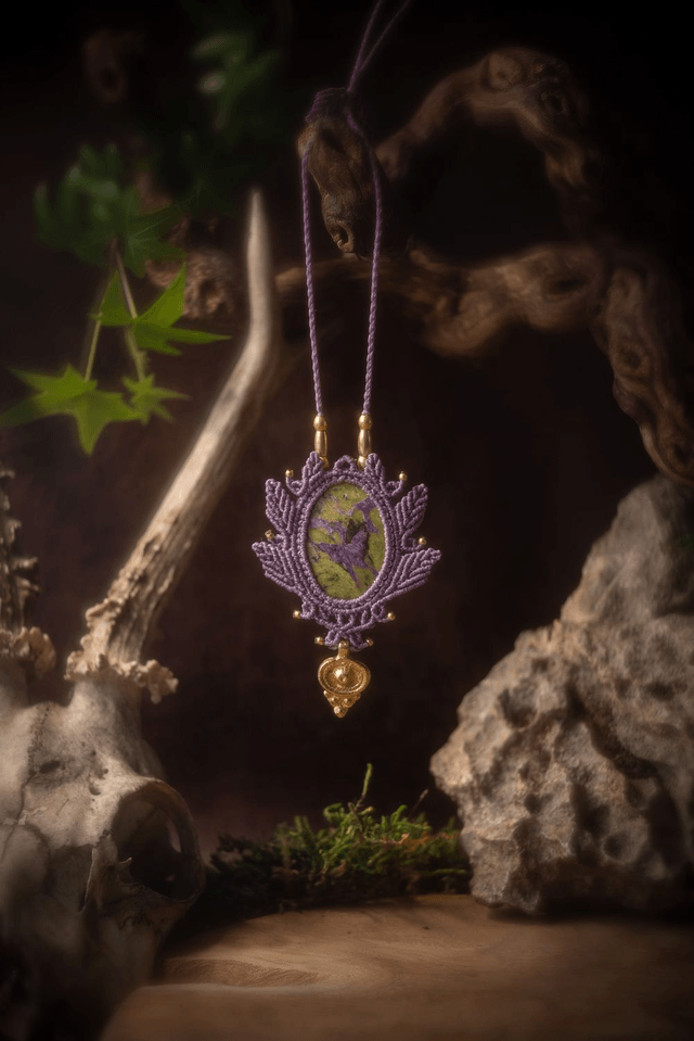 Epona - Collier avec Atlantisite