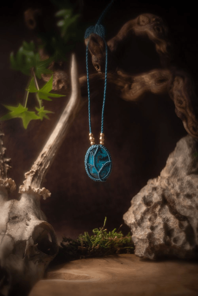 Poséïdon - Collier avec Shattuckite