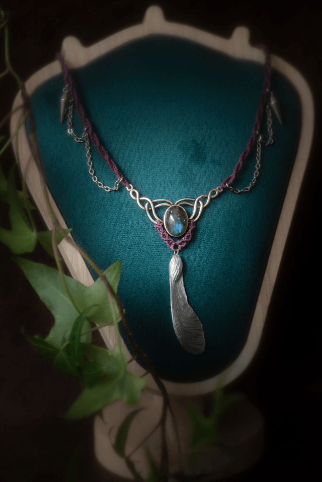 Circë - Talisman labradorite et samare 