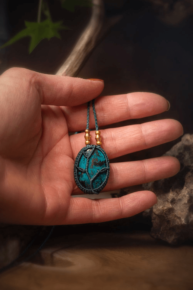 Poséïdon - Collier avec Shattuckite