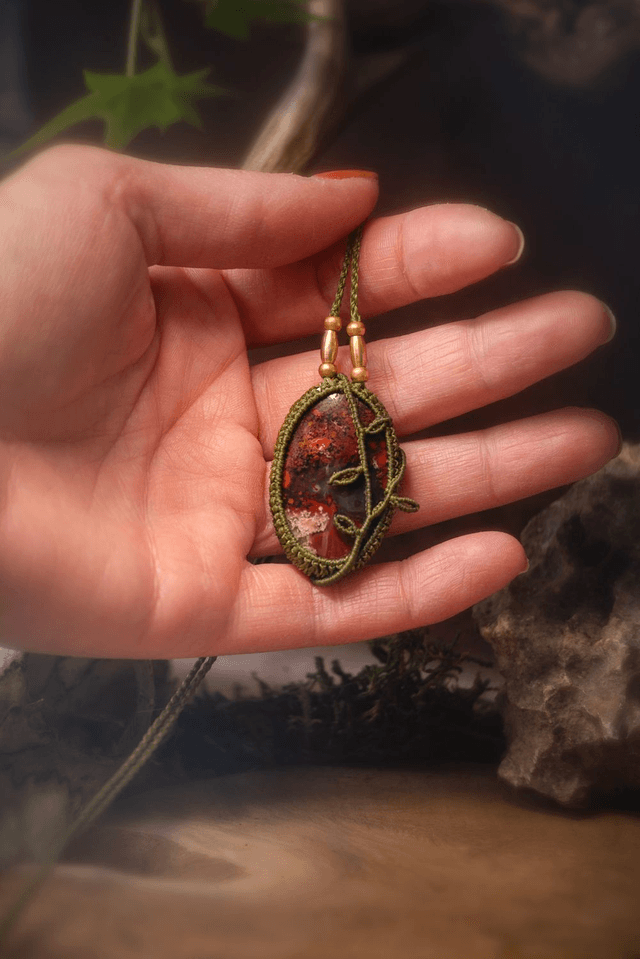 Prava - Collier avec Agate mousse