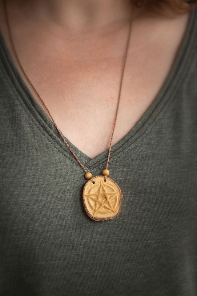 Silvarùn - Talisman pentacle sculpté