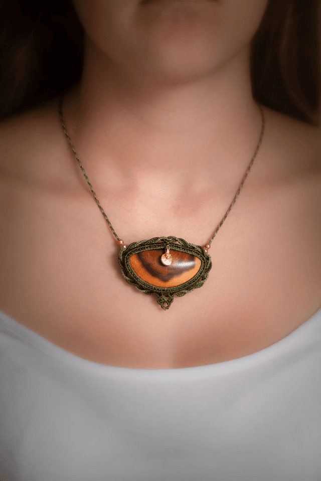 Solanéa - Talisman bois d&#039;abricotier
